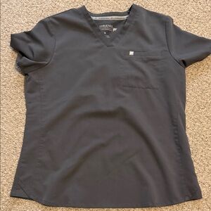 Fabletics Women's Gray Scrub Top